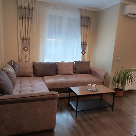 Mila's Zvezdara Apartment *